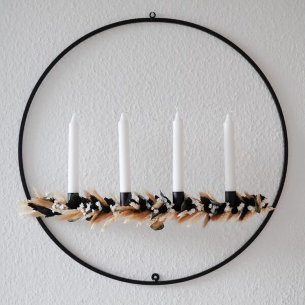 Adventskranz Wand