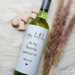 Weinflaschenetikett "happy Birthday to my favorite Partner in wine“